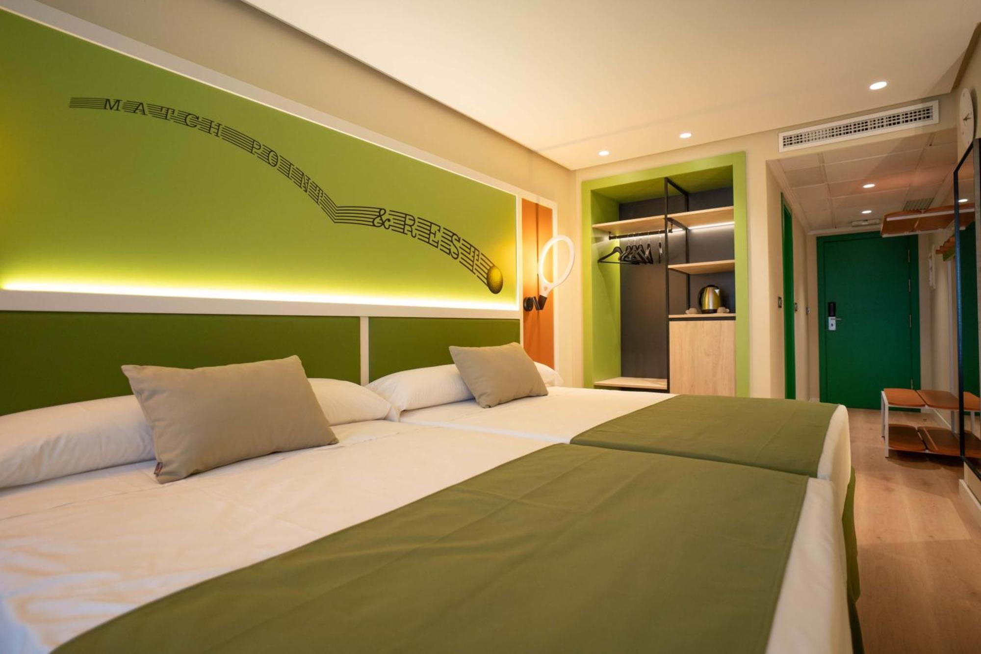 Hotel Magic Sports 4 Оропеса дел Мар Екстериор снимка